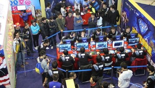 FURIA Esports 在 IEM 成都 2025 中轻松击败 The MongolZ