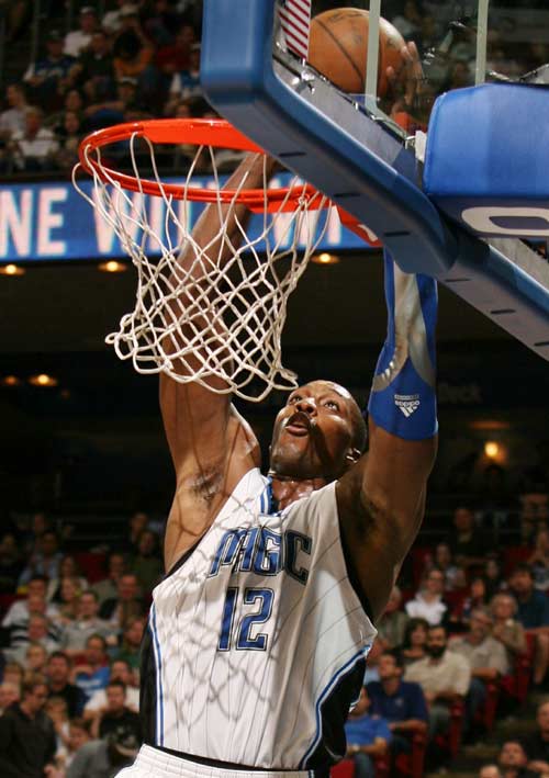 比赛集锦：拉齐奥2-0莱切